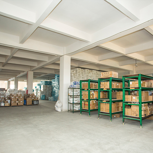 15000 ㎡  WAREHOUSE